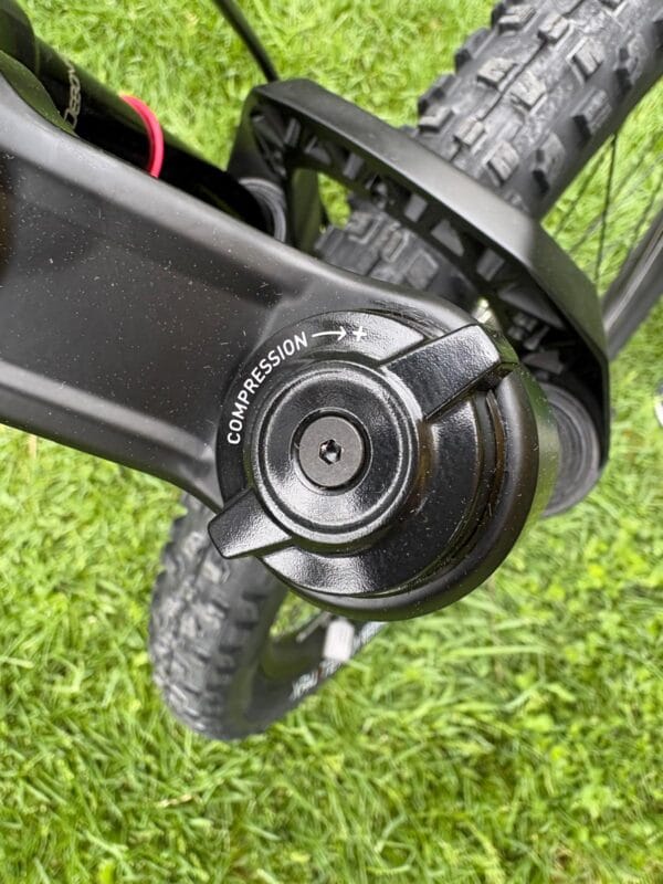 Trek Top Fuel 8 XT 3e gen Gris Mercury – Image 11