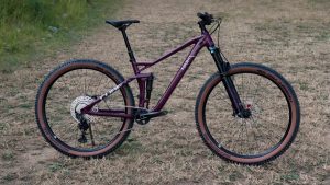 Cube Stéréo One22 Race Wine